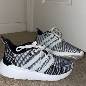 Adidas black and white box shoes. Us 4 worn once